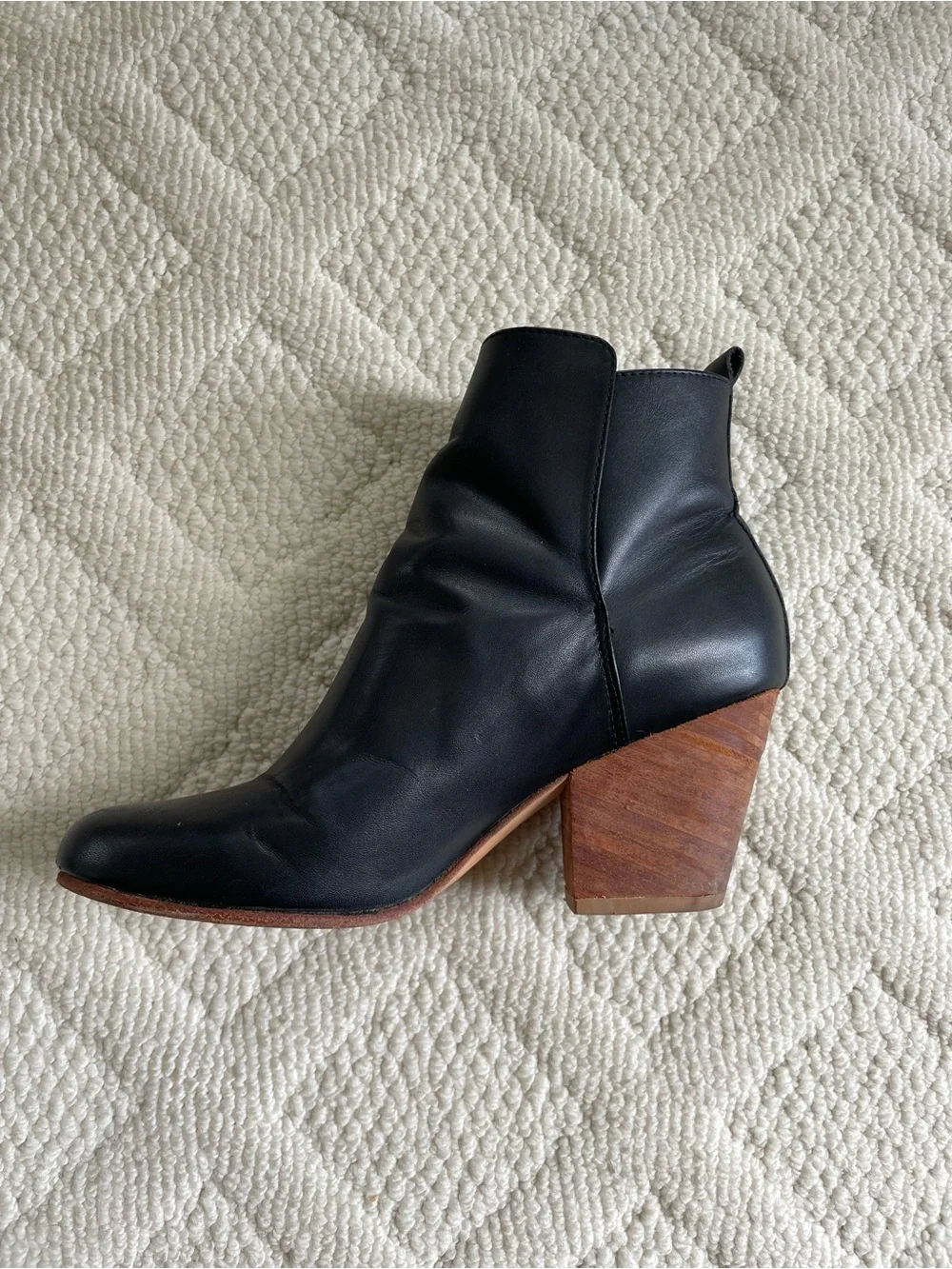 {Fortress of Inca} EU37 Black Ani Leather Ankle Boots
